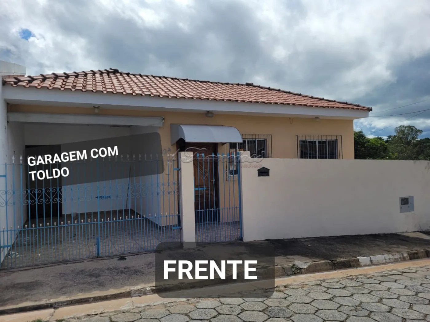 Alugar Casa / Padr&atilde;o em Alambari R$ 1.000,00 - Foto 2