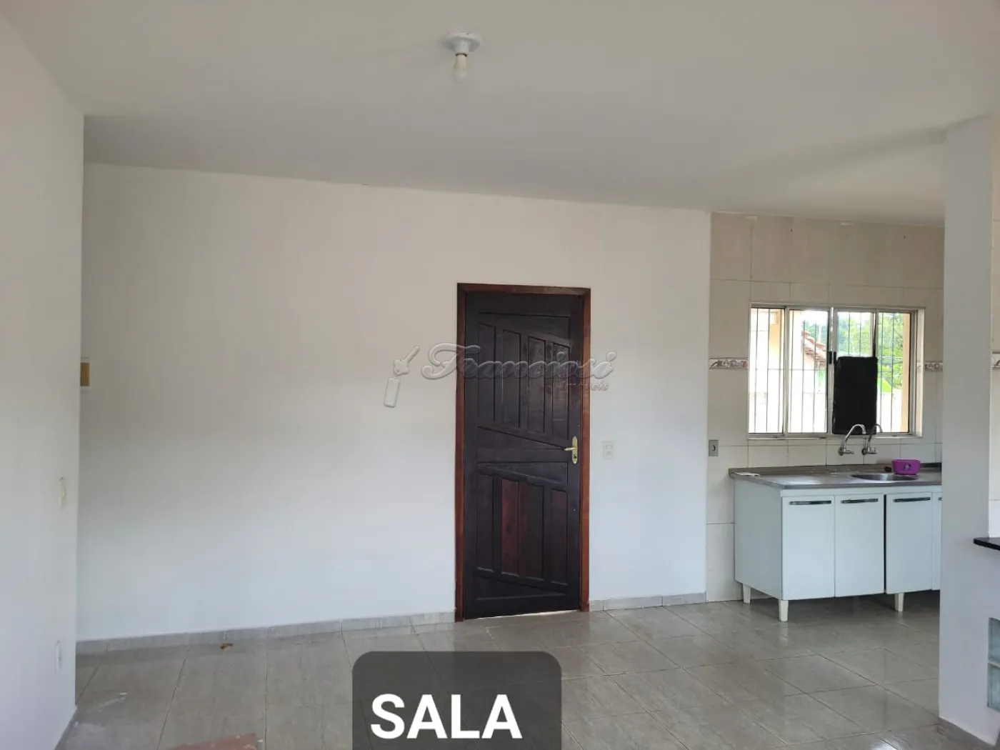 Alugar Casa / Padr&atilde;o em Alambari R$ 1.000,00 - Foto 4