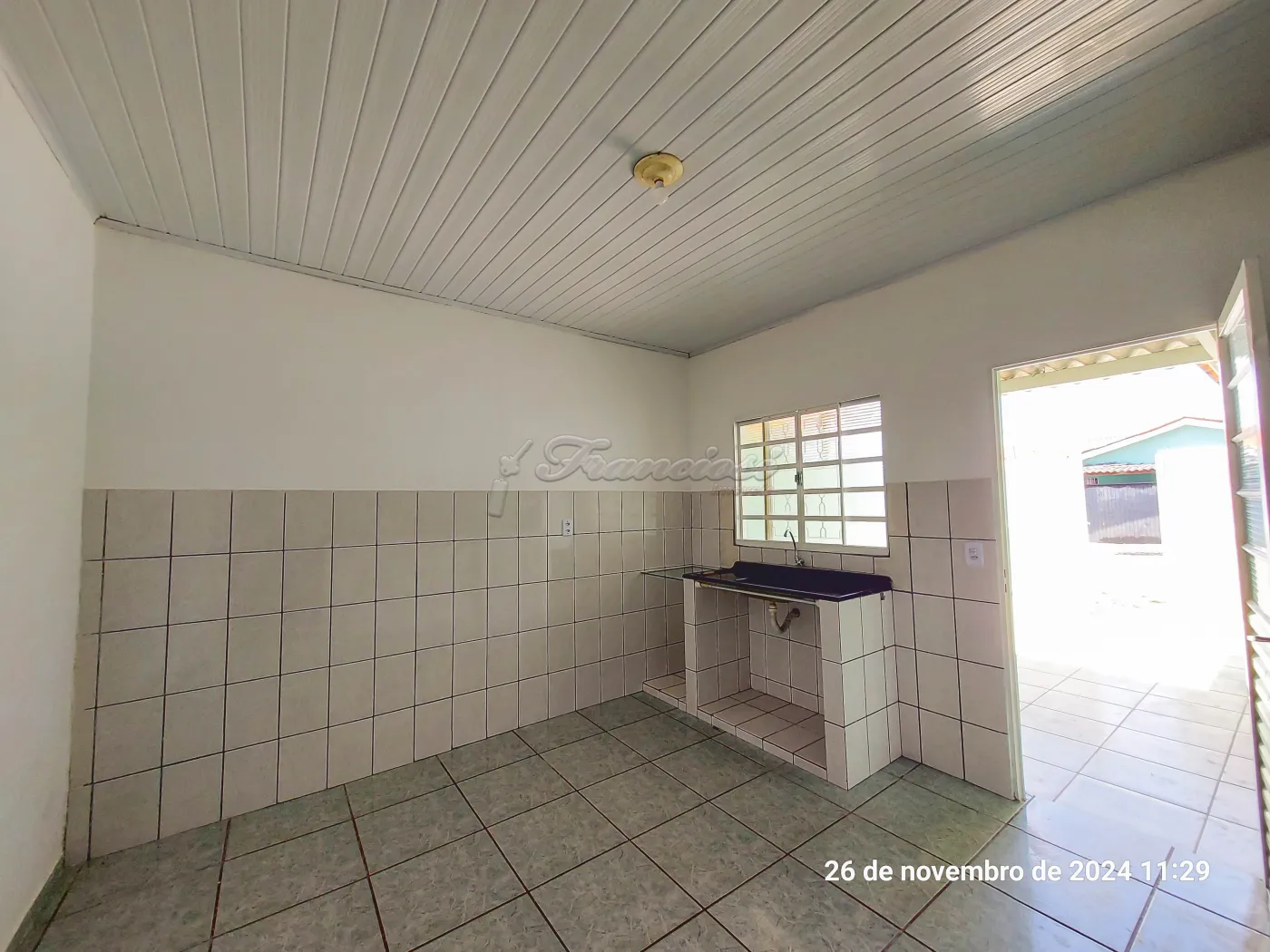 Alugar Casa / Padr&atilde;o em Itapetininga R$ 800,00 - Foto 4