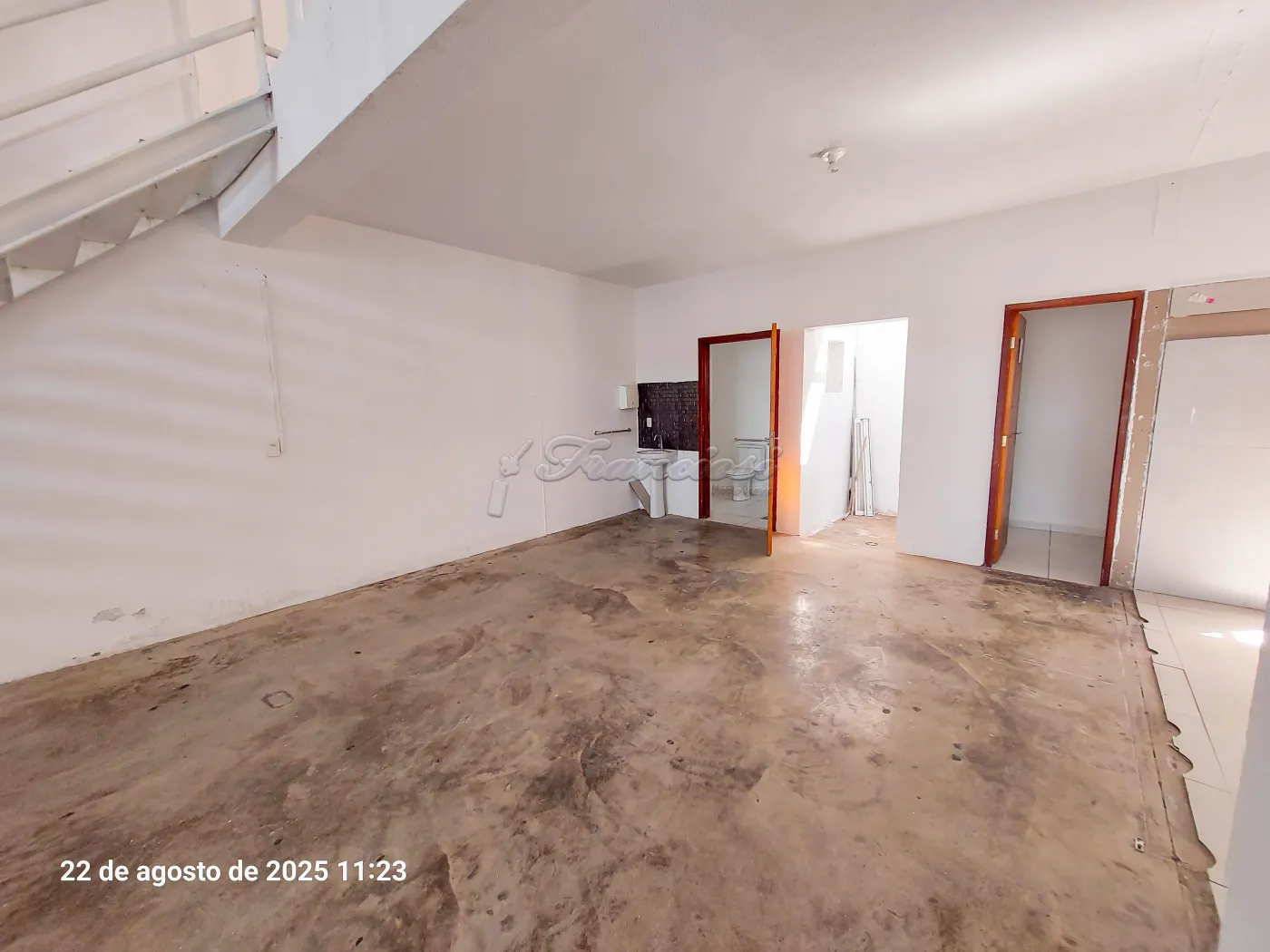 Alugar Comercial / Sal&atilde;o em Itapetininga R$ 4.200,00 - Foto 3