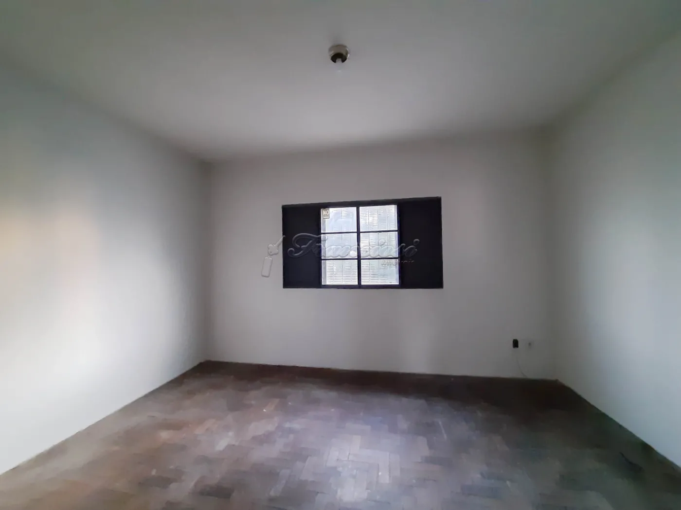 Alugar Casa / Padr&atilde;o em Itapetininga R$ 1.300,00 - Foto 11