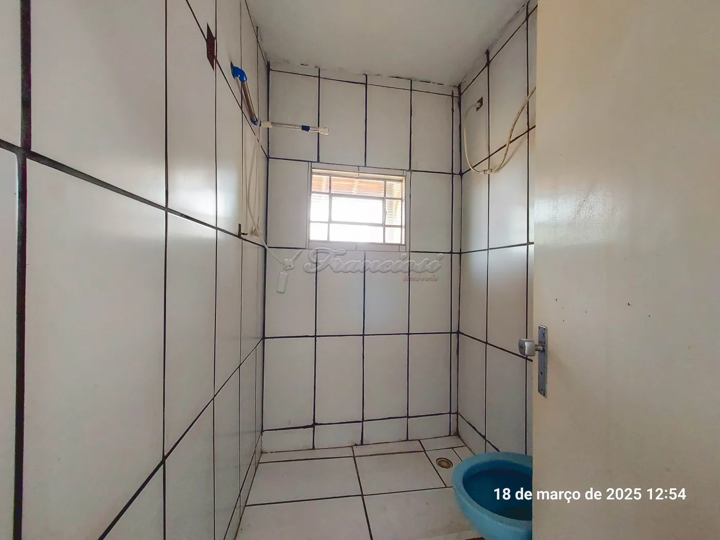Alugar Casa / Padr&atilde;o em Itapetininga R$ 800,00 - Foto 2
