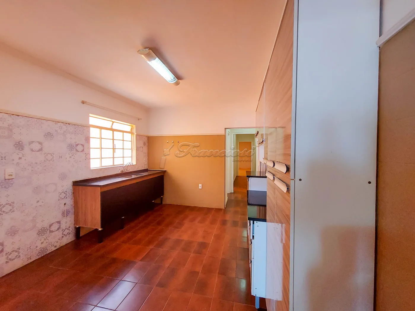 Alugar Casa / Padr&atilde;o em Itapetininga R$ 2.200,00 - Foto 6