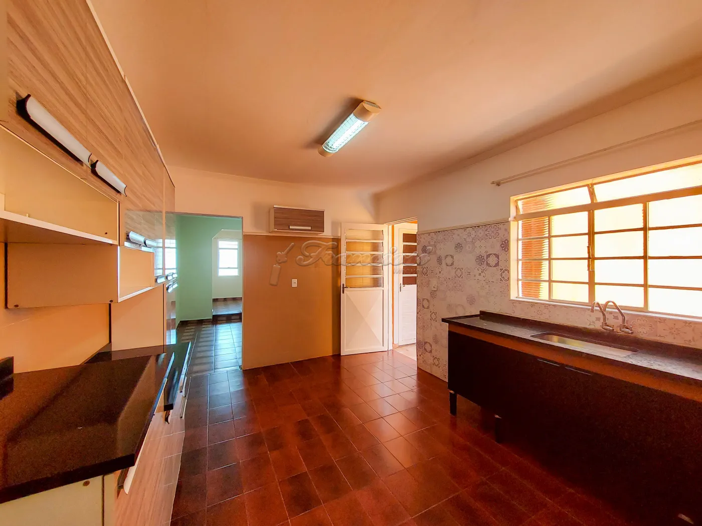 Alugar Casa / Padr&atilde;o em Itapetininga R$ 2.200,00 - Foto 8