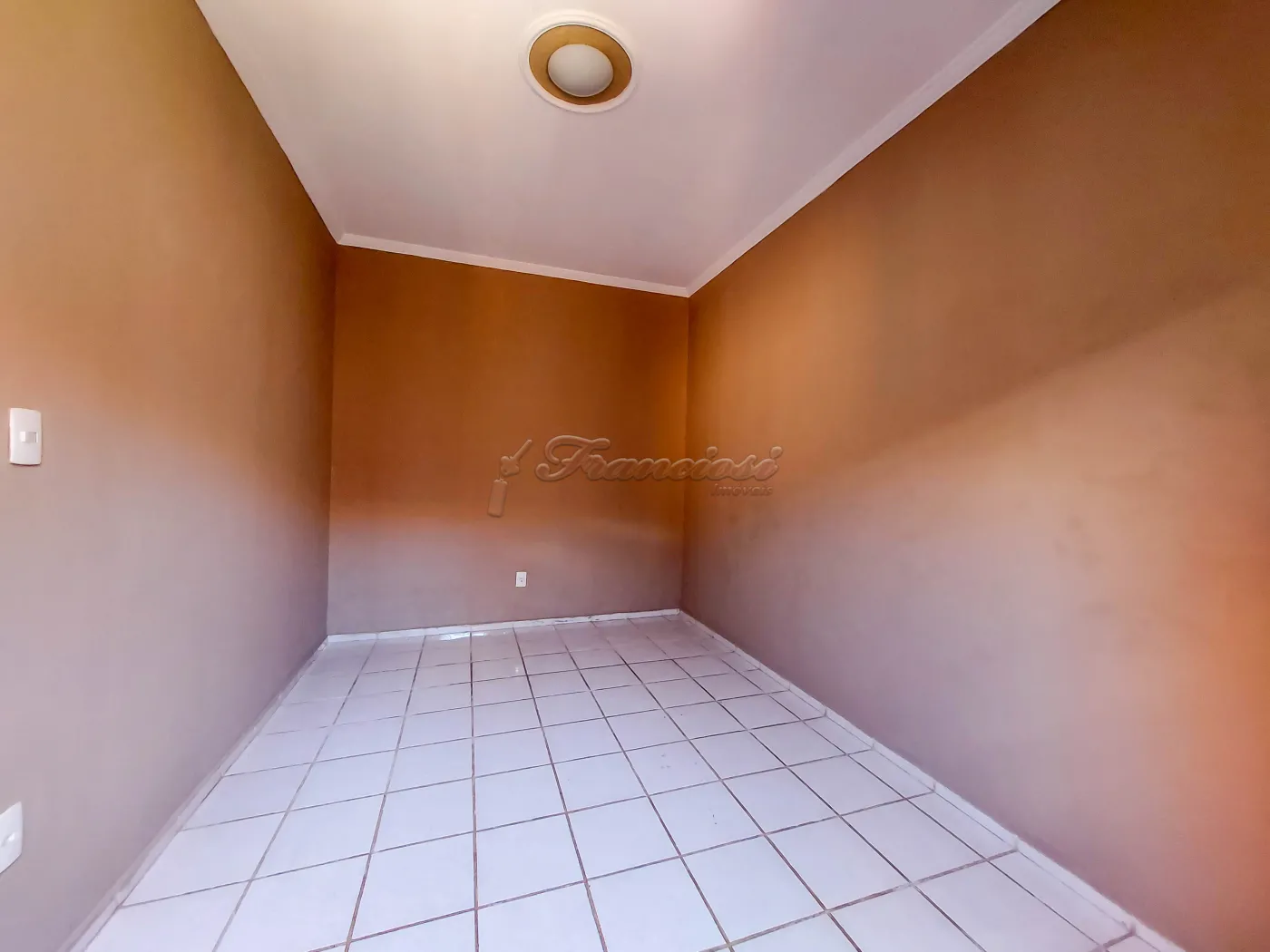 Alugar Casa / Padr&atilde;o em Itapetininga R$ 2.200,00 - Foto 16