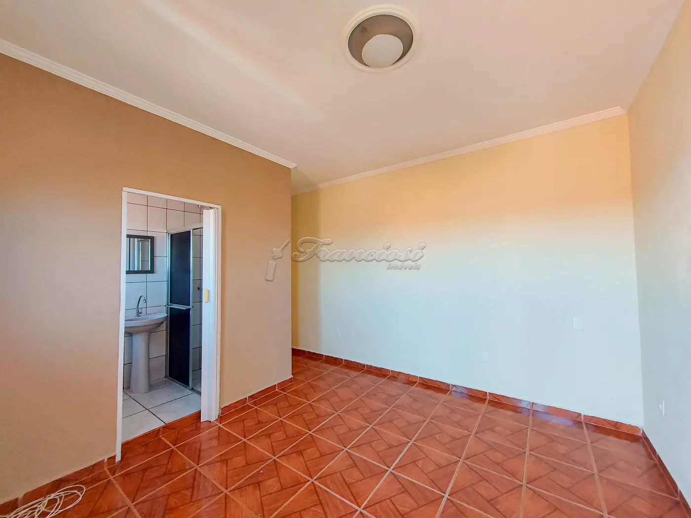 Alugar Casa / Padr&atilde;o em Itapetininga R$ 2.200,00 - Foto 17