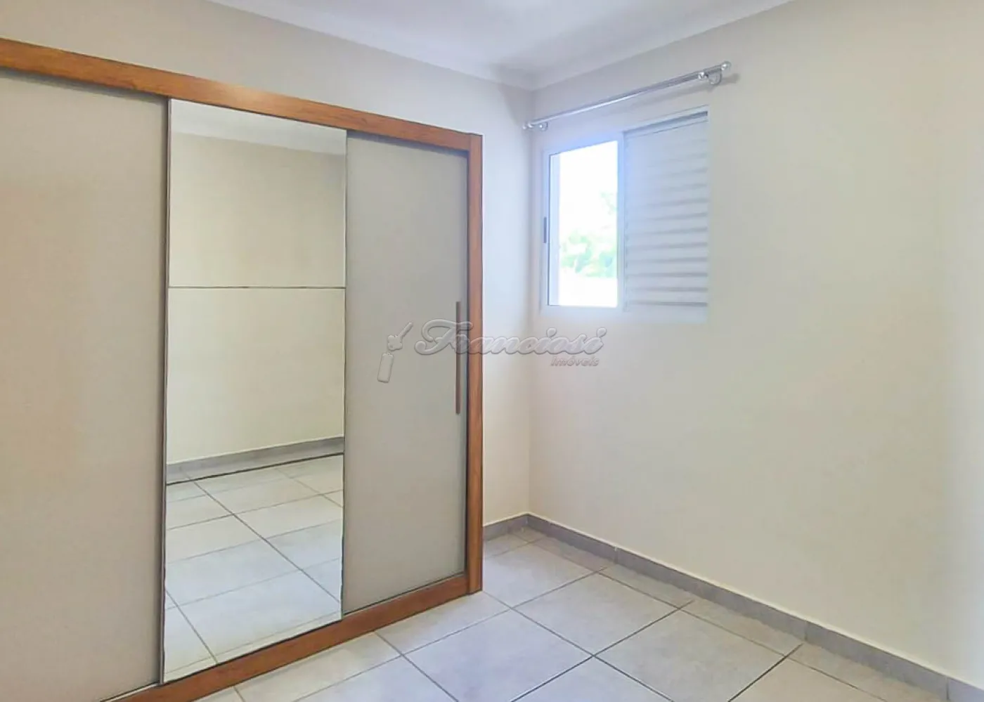 Alugar Apartamento / Condom&iacute;nio em Itapetininga R$ 1.200,00 - Foto 5