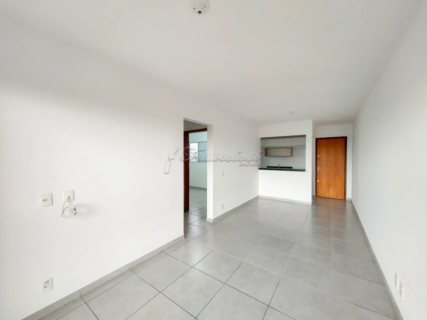 Alugar Apartamento / Condom&iacute;nio em Itapetininga R$ 1.200,00 - Foto 1
