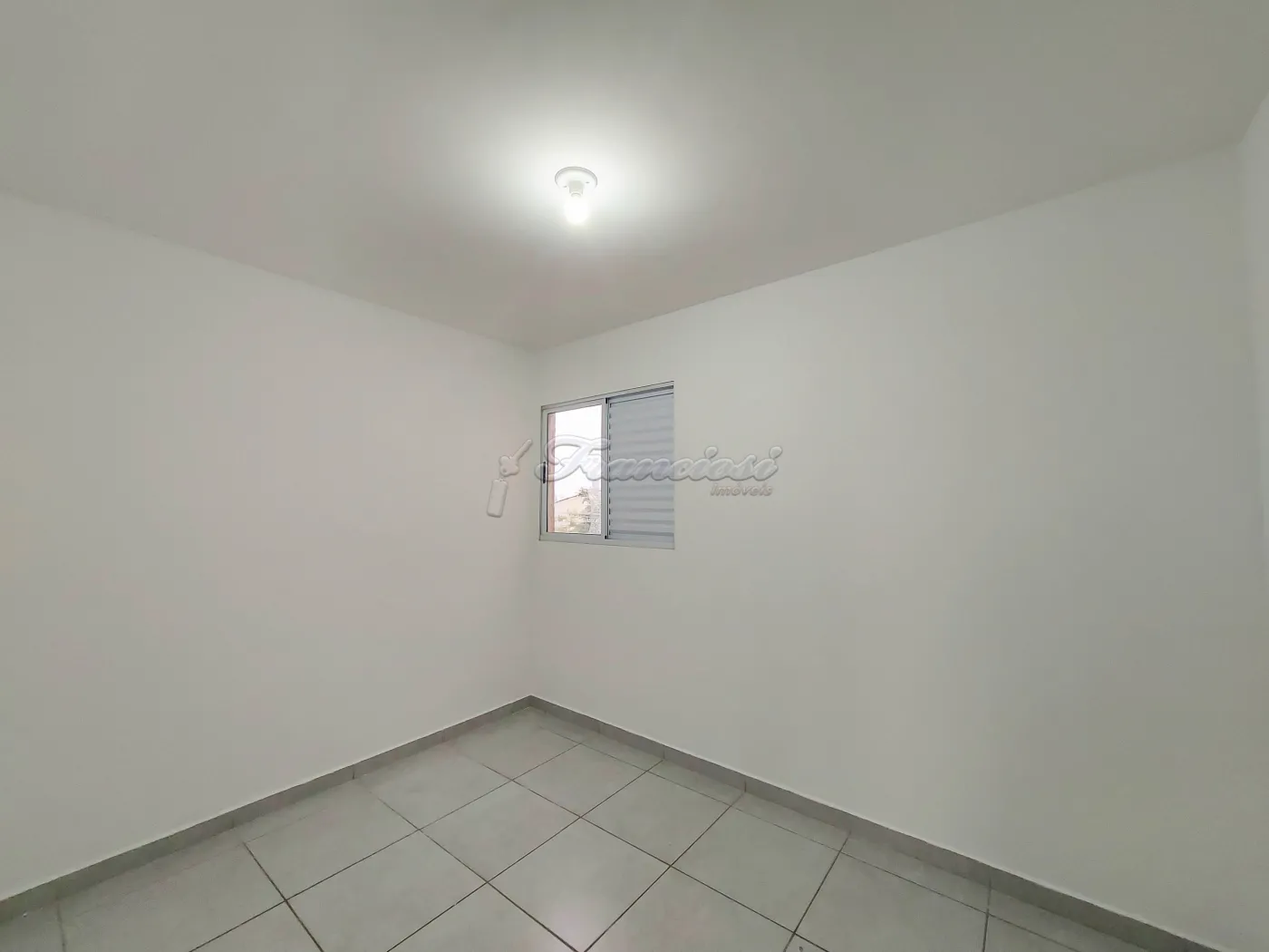 Alugar Apartamento / Condom&iacute;nio em Itapetininga R$ 1.200,00 - Foto 6
