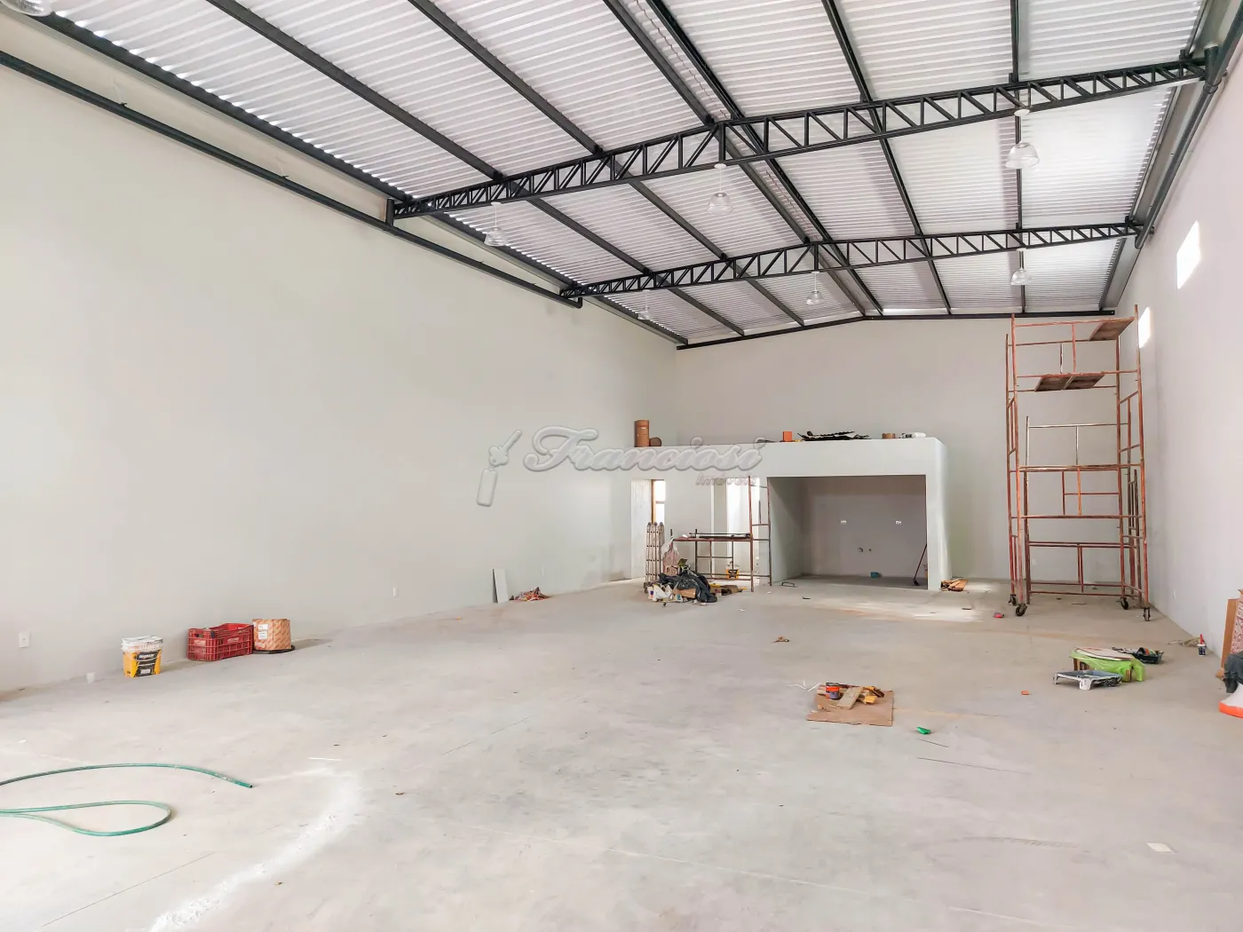 Alugar Comercial / Barrac&atilde;o em Itapetininga R$ 5.500,00 - Foto 2