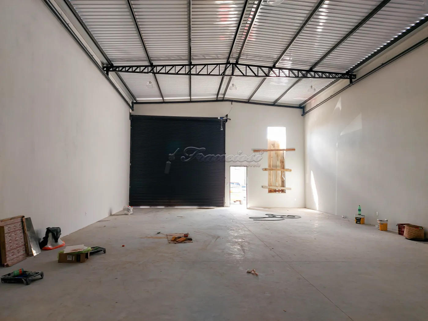 Alugar Comercial / Barrac&atilde;o em Itapetininga R$ 5.500,00 - Foto 3