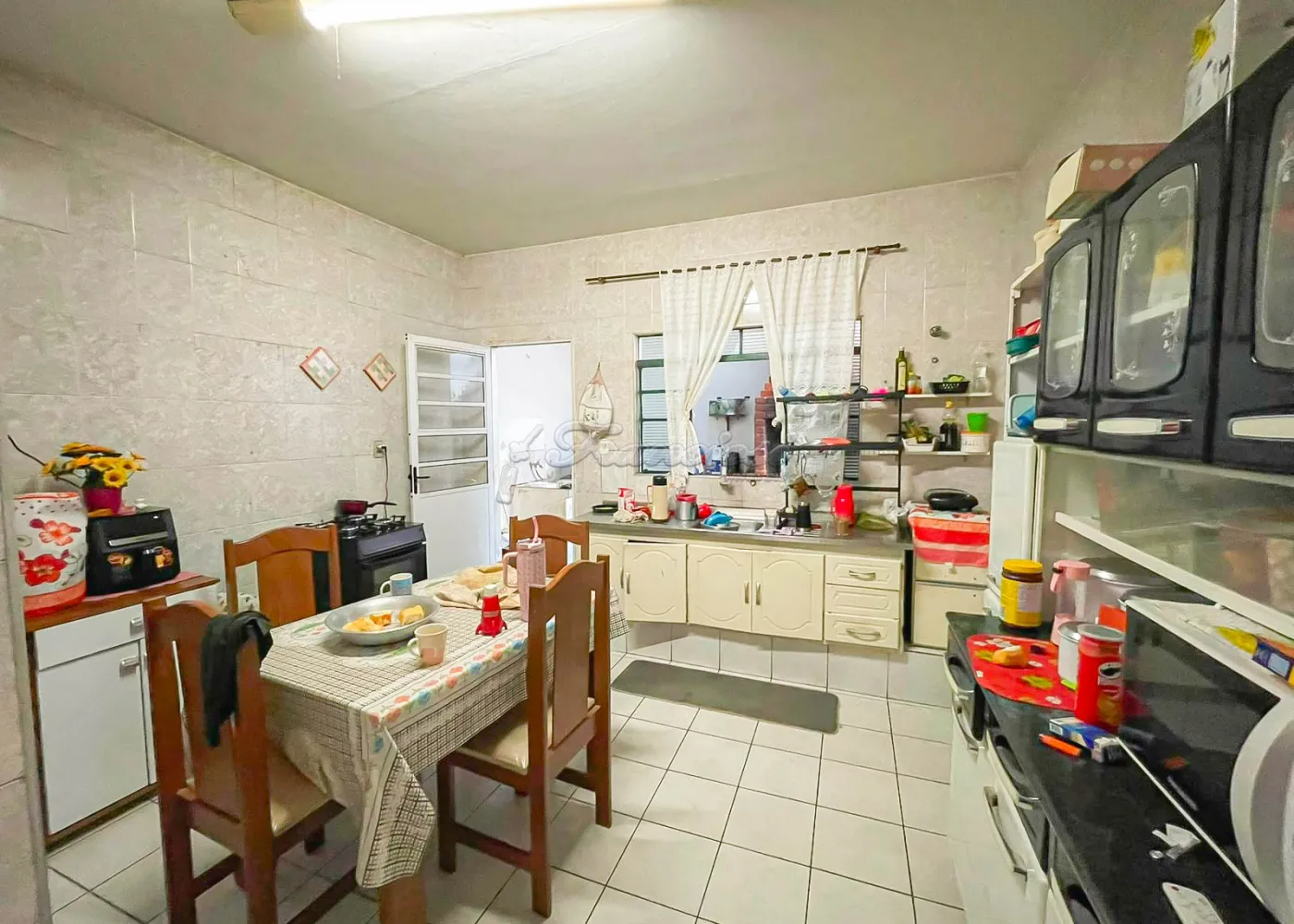 Comprar Casa / Padr&atilde;o em Itapetininga R$ 310.000,00 - Foto 2