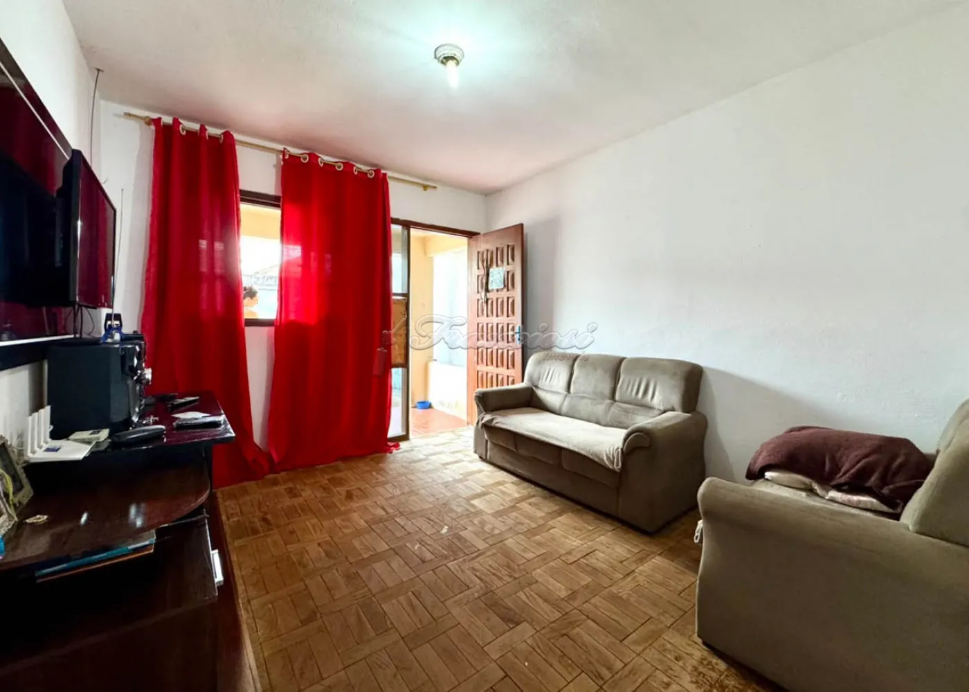 Comprar Casa / Padr&atilde;o em Itapetininga R$ 320.000,00 - Foto 2