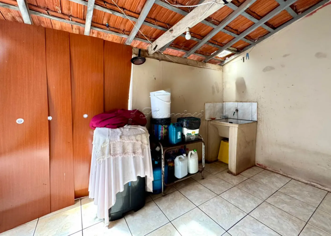 Comprar Casa / Padr&atilde;o em Itapetininga R$ 320.000,00 - Foto 9