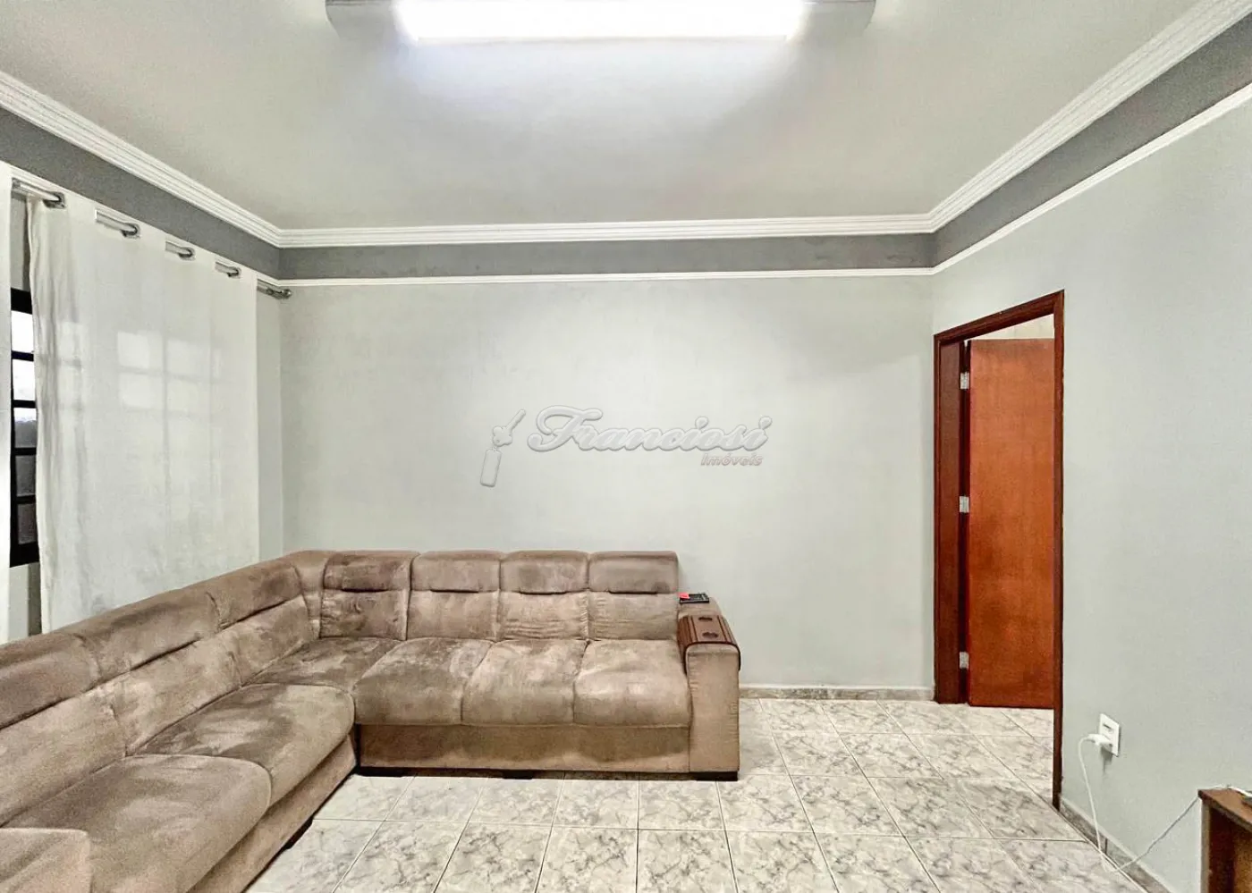 Comprar Casa / Padr&atilde;o em Itapetininga R$ 425.000,00 - Foto 3