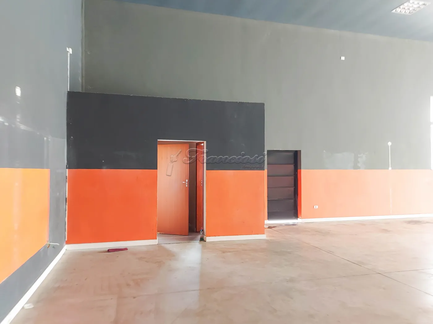 Alugar Comercial / Barrac&atilde;o em Itapetininga R$ 7.000,00 - Foto 3