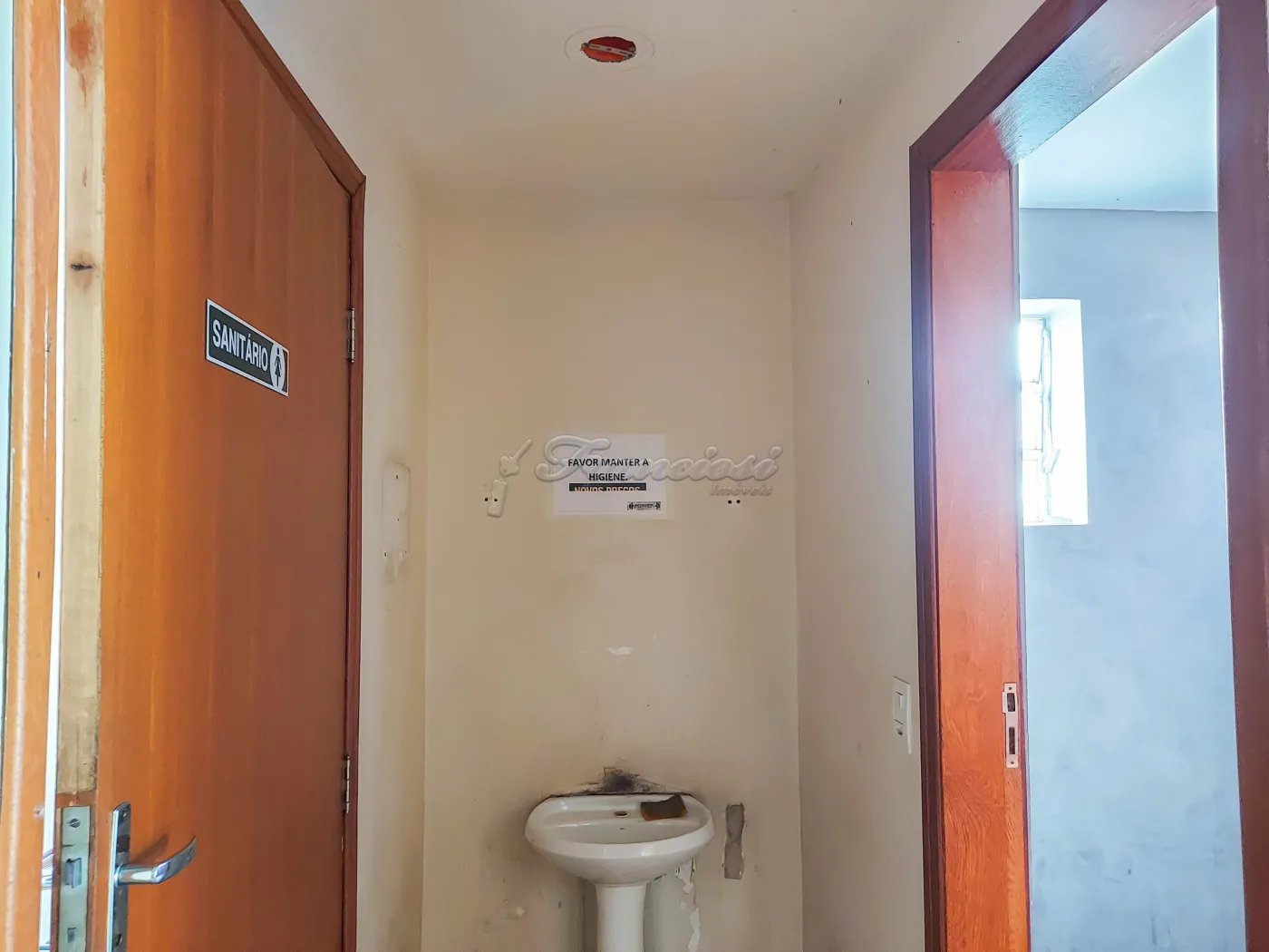 Alugar Comercial / Barrac&atilde;o em Itapetininga R$ 7.000,00 - Foto 4
