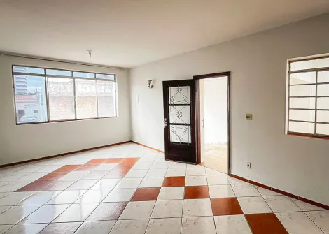 Itapetininga Centro Comercial Venda R$580.000,00 3 Dormitorios 3 Vagas Area do terreno 315.00m2 Area construida 290.00m2