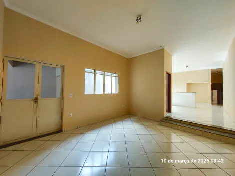 Itapetininga Centro Casa Locacao R$ 2.800,00 3 Dormitorios 2 Vagas Area do terreno 305.67m2 Area construida 193.00m2
