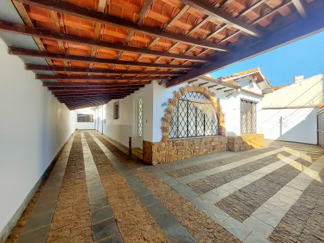 Itapetininga Centro Comercial Locacao R$ 3.000,00 3 Dormitorios 3 Vagas Area do terreno 358.00m2 Area construida 230.80m2