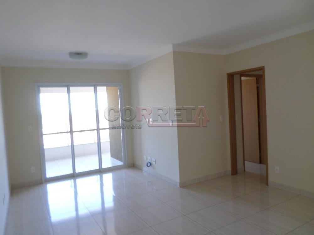 Alugar Apartamento / Padr&atilde;o em Ara&ccedil;atuba R$ 2.700,00 - Foto 1