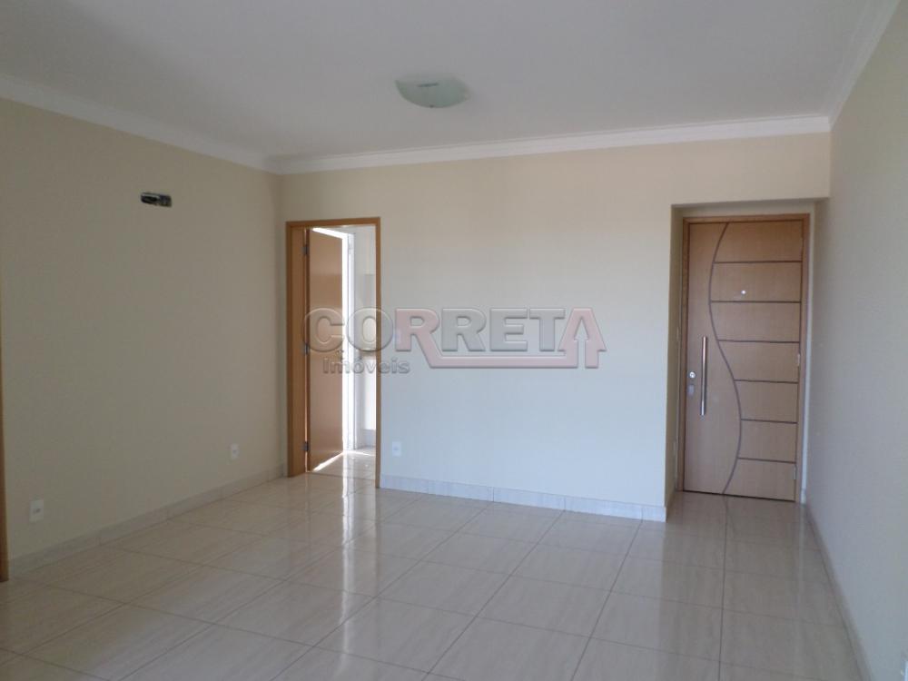 Alugar Apartamento / Padr&atilde;o em Ara&ccedil;atuba R$ 2.700,00 - Foto 2