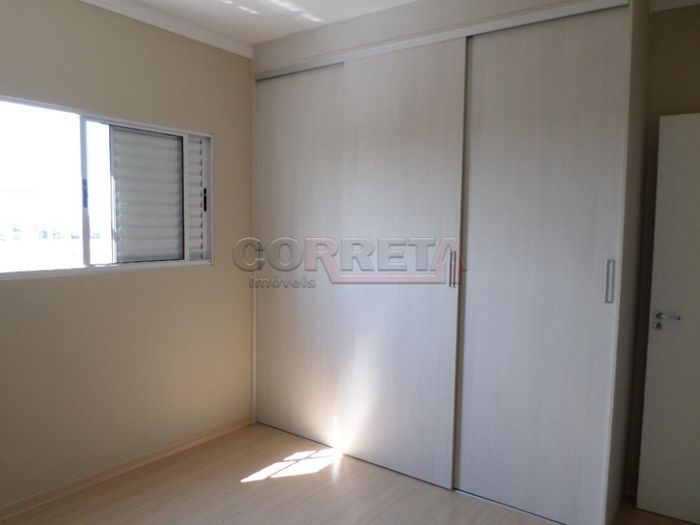 Alugar Apartamento / Padr&atilde;o em Ara&ccedil;atuba R$ 1.500,00 - Foto 11