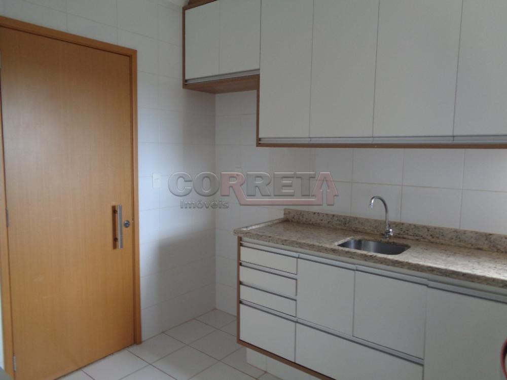 Alugar Apartamento / Padr&atilde;o em Ara&ccedil;atuba R$ 3.200,00 - Foto 17