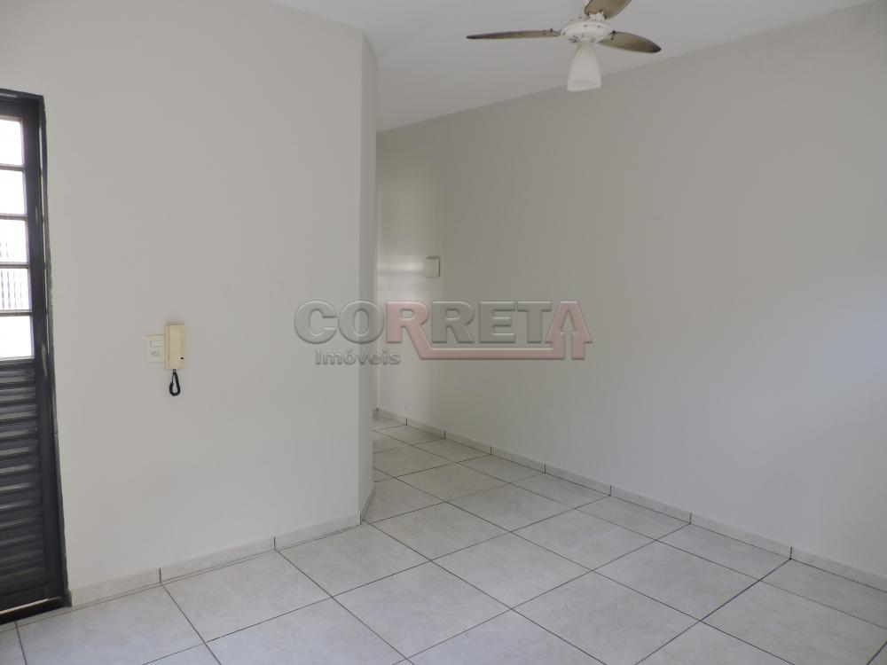 Alugar Casa / Kitnet em Ara&ccedil;atuba R$ 850,00 - Foto 5