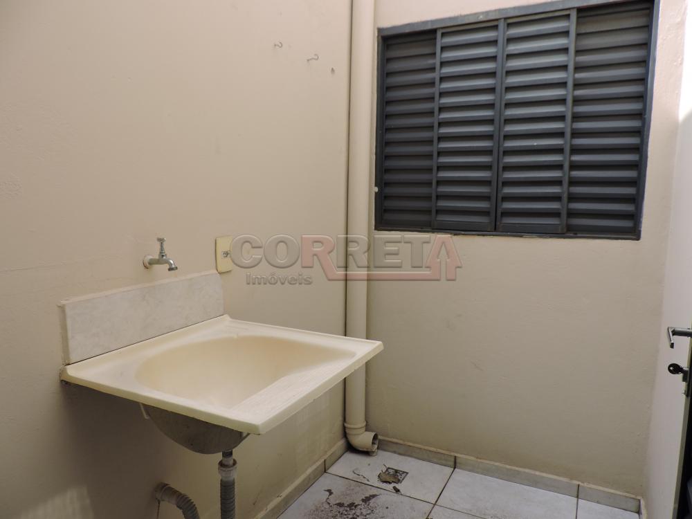Alugar Casa / Kitnet em Ara&ccedil;atuba R$ 850,00 - Foto 9