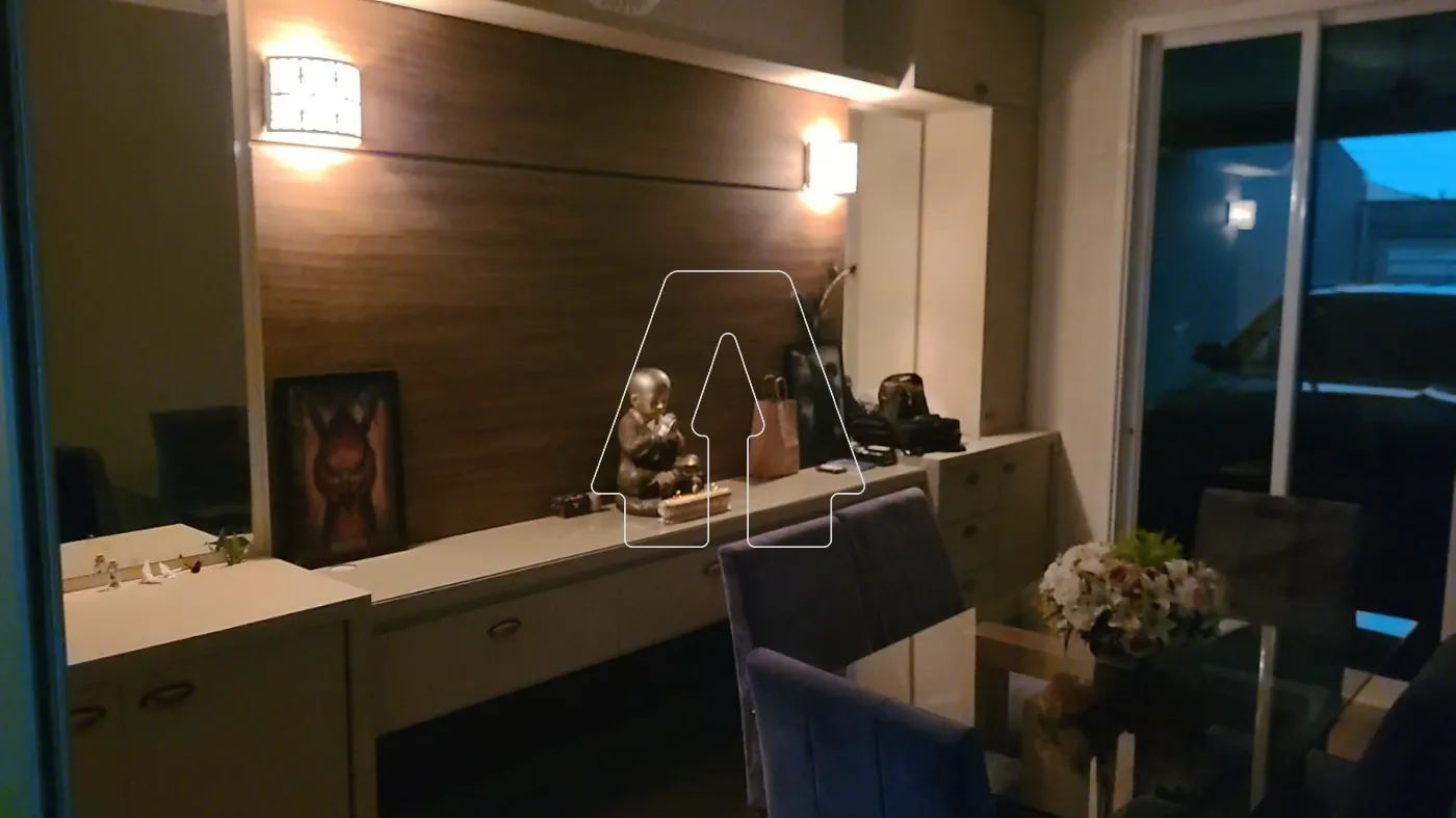 Comprar Casa / Residencial em Ara&ccedil;atuba R$ 590.000,00 - Foto 4