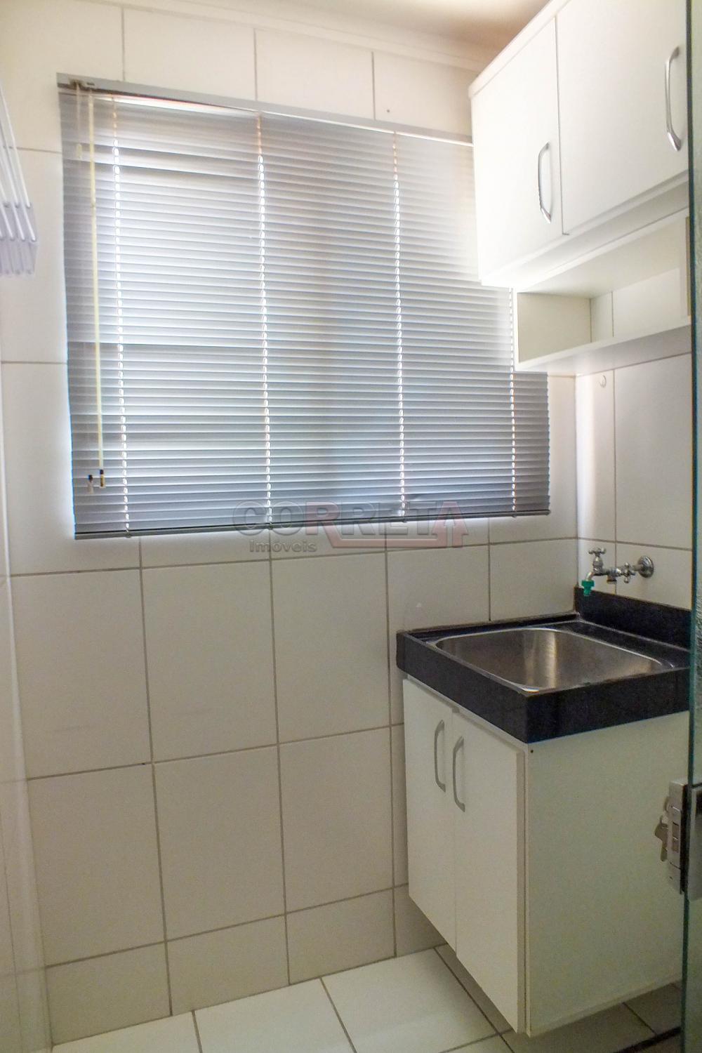 Alugar Apartamento / Padr&atilde;o em Ara&ccedil;atuba R$ 850,00 - Foto 8