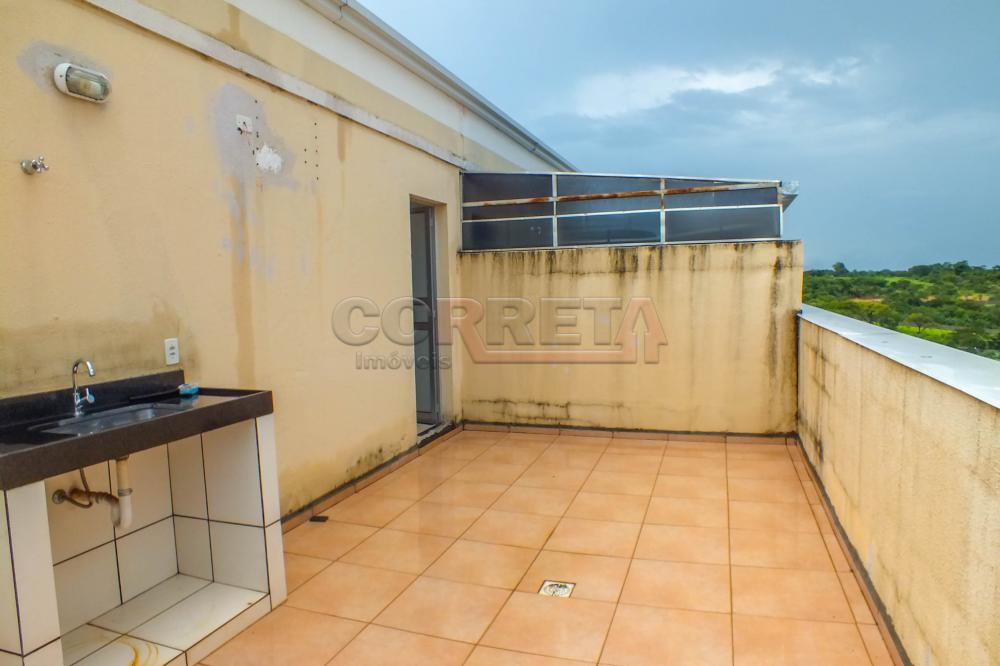 Alugar Apartamento / Padr&atilde;o em Ara&ccedil;atuba R$ 850,00 - Foto 17