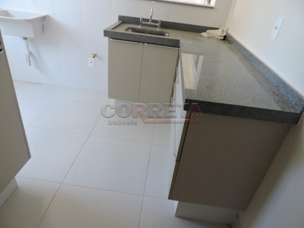 Alugar Apartamento / Padr&atilde;o em Ara&ccedil;atuba R$ 1.800,00 - Foto 5