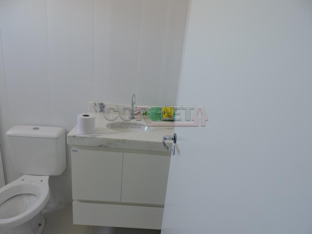 Alugar Apartamento / Padr&atilde;o em Ara&ccedil;atuba R$ 1.800,00 - Foto 14