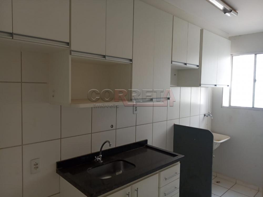 Alugar Apartamento / Padr&atilde;o em Ara&ccedil;atuba R$ 589,27 - Foto 6
