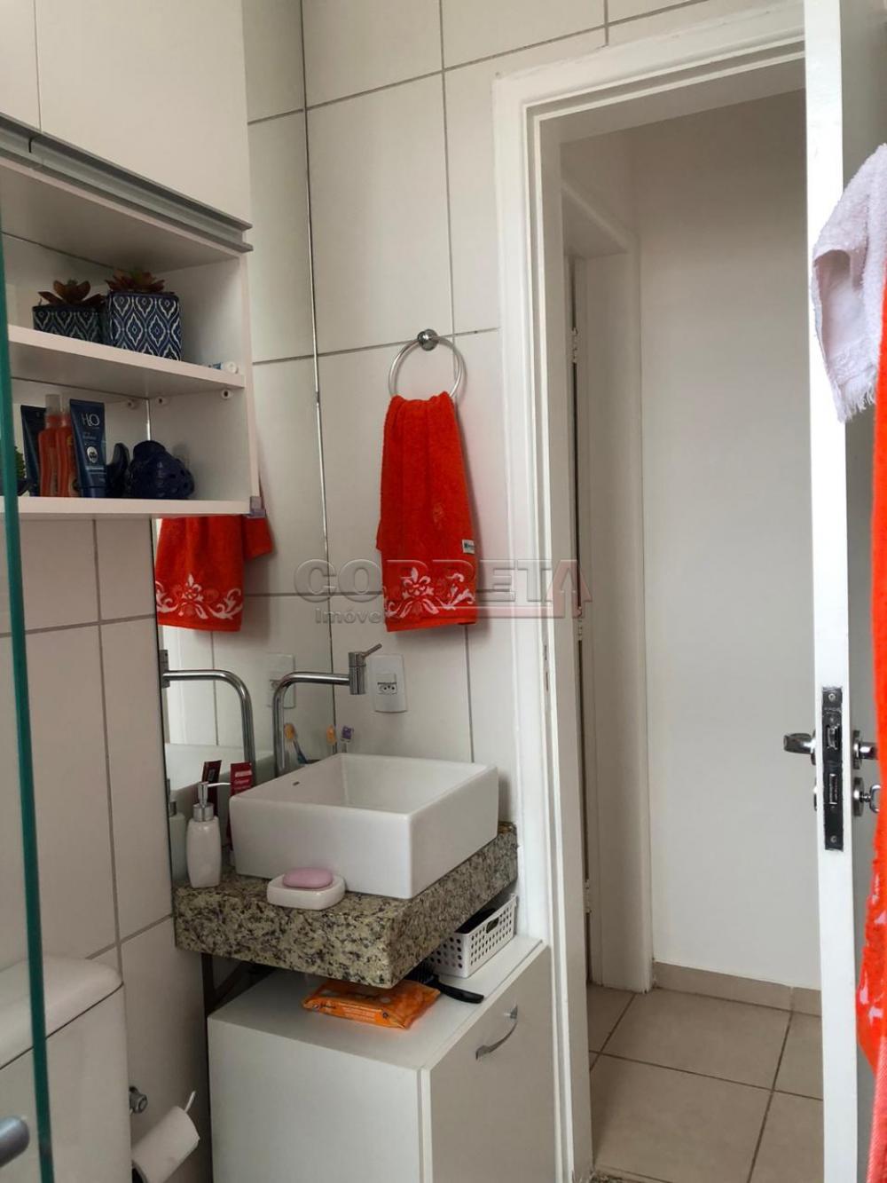 Alugar Apartamento / Padr&atilde;o em Ara&ccedil;atuba R$ 1.500,00 - Foto 9