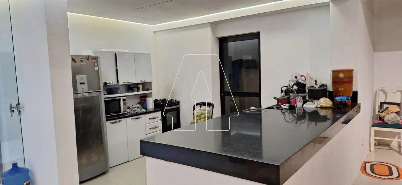 Comprar Casa / Sobrado em Ara&ccedil;atuba R$ 590.000,00 - Foto 14