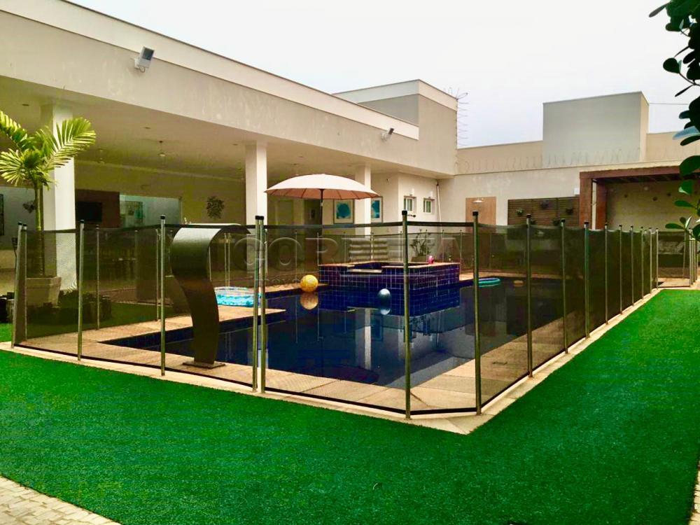 Comprar Casa / Residencial em Ara&ccedil;atuba R$ 1.750.000,00 - Foto 17