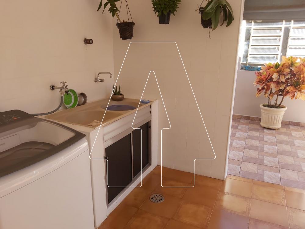 Comprar Casa / Residencial em Ara&ccedil;atuba R$ 420.000,00 - Foto 16
