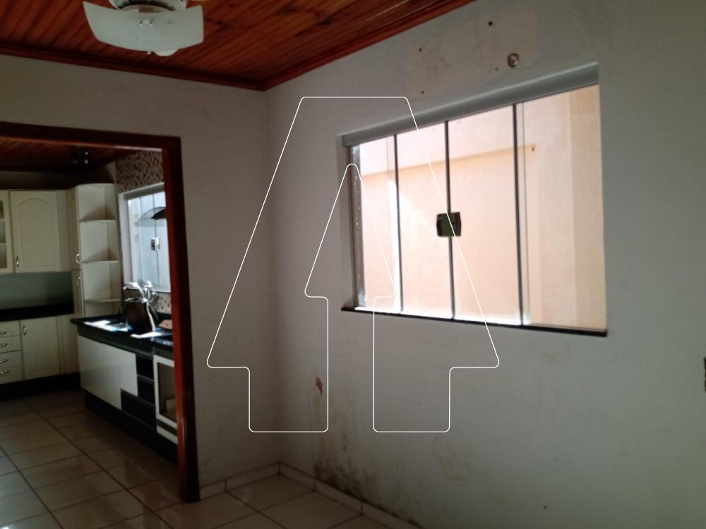 Comprar Casa / Residencial em Ara&ccedil;atuba R$ 300.000,00 - Foto 3