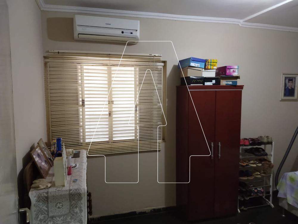 Comprar Casa / Residencial em Ara&ccedil;atuba - Foto 16