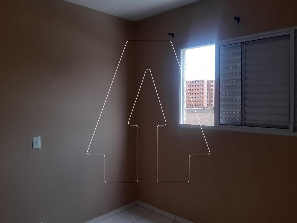 Alugar Apartamento / Padr&atilde;o em Ara&ccedil;atuba R$ 600,00 - Foto 2