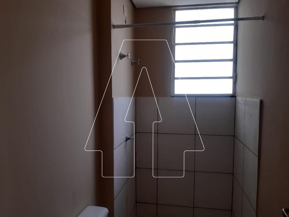 Alugar Apartamento / Padr&atilde;o em Ara&ccedil;atuba R$ 600,00 - Foto 6