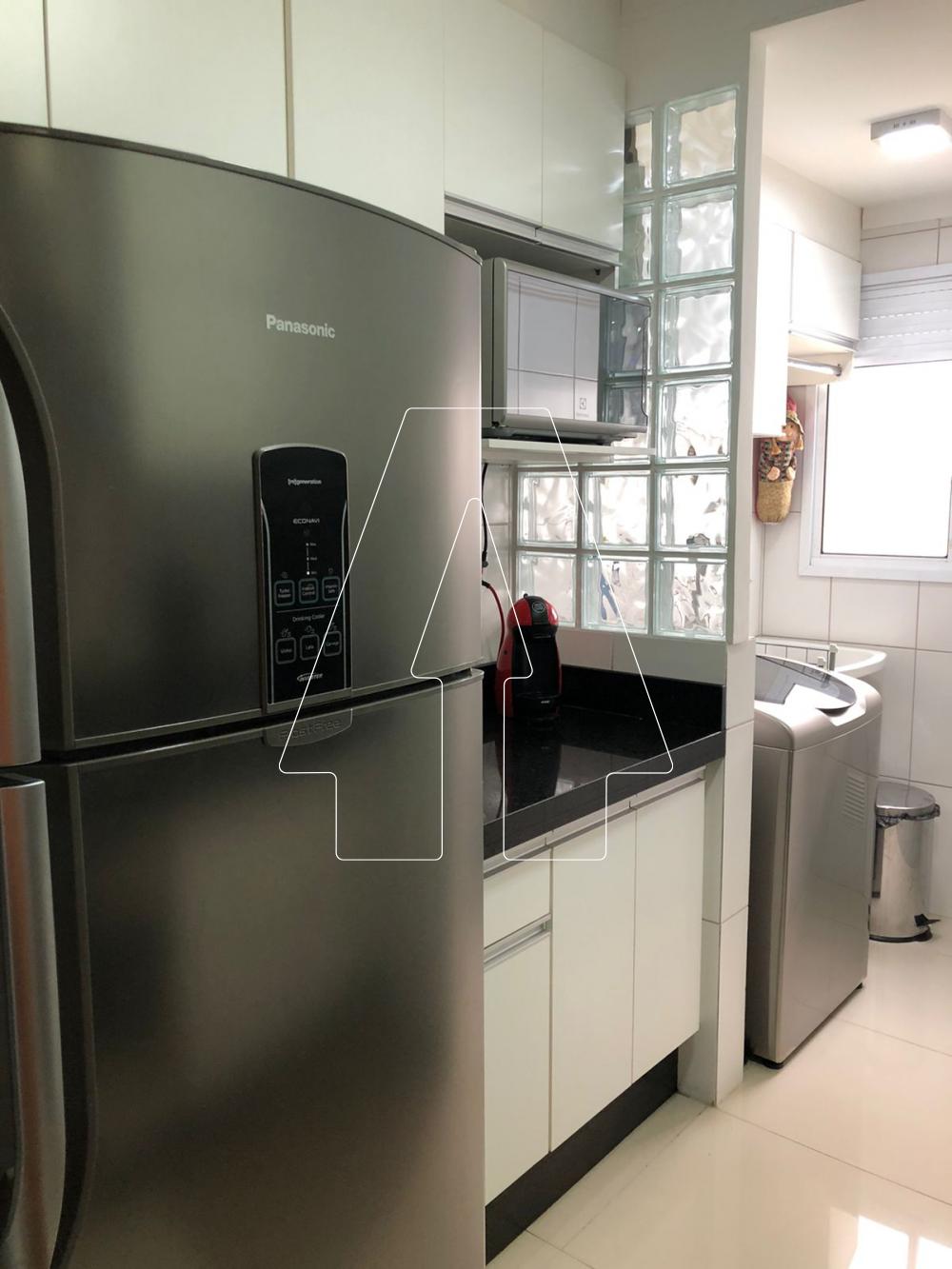 Comprar Apartamento / Padr&atilde;o em Ara&ccedil;atuba R$ 250.000,00 - Foto 13