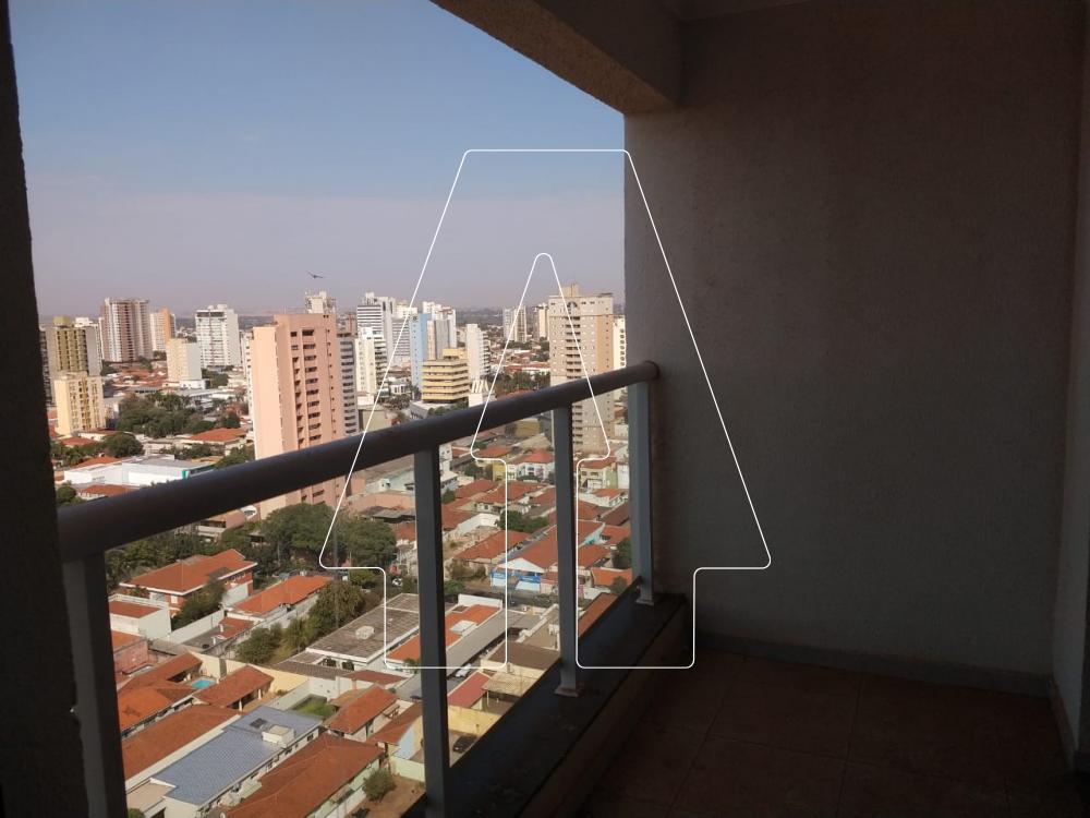 Comprar Apartamento / Padr&atilde;o em Ara&ccedil;atuba R$ 450.000,00 - Foto 2