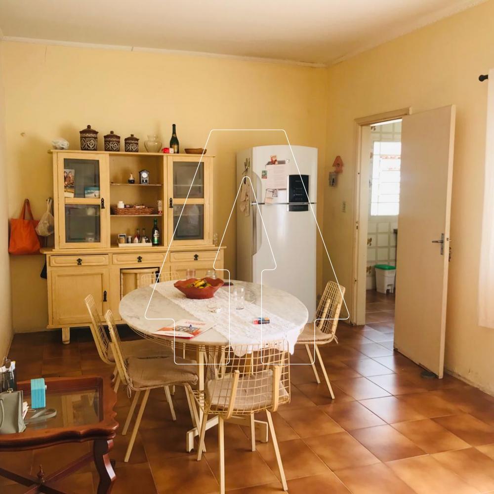 Comprar Casa / Residencial em Ara&ccedil;atuba R$ 650.000,00 - Foto 2
