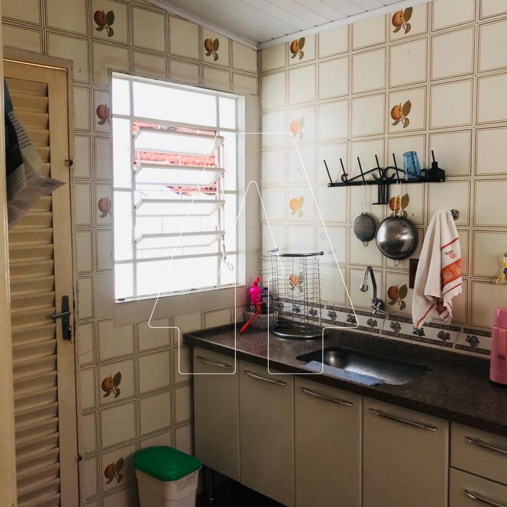 Comprar Casa / Residencial em Ara&ccedil;atuba R$ 650.000,00 - Foto 4