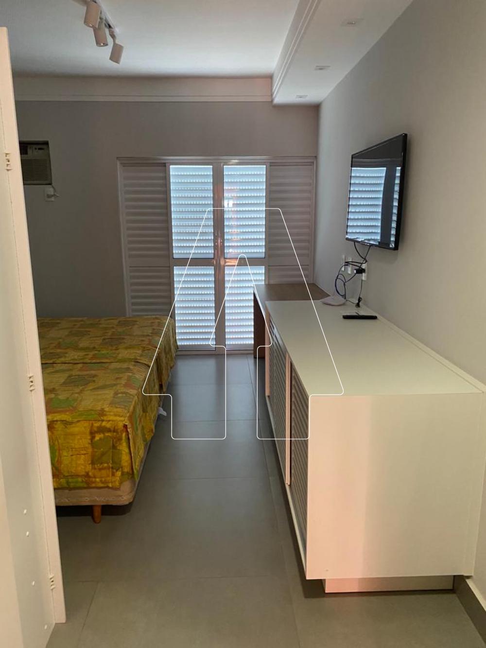 Comprar Apartamento / Padr&atilde;o em Ara&ccedil;atuba R$ 360.000,00 - Foto 7