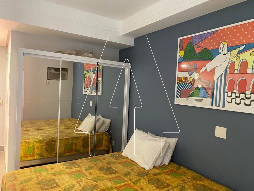 Comprar Apartamento / Padr&atilde;o em Ara&ccedil;atuba R$ 360.000,00 - Foto 10
